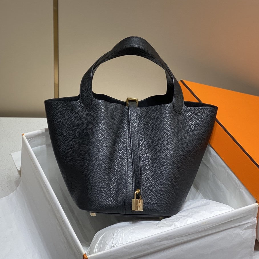 HERMES picotin lock 22 black togo ghw