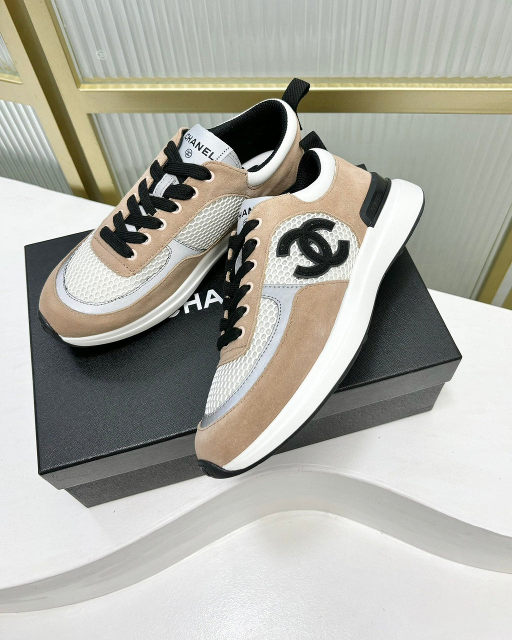 CHANEL SNEAKER IN TAN BROWN SUEDE AND GREY BREATHABLE MESH