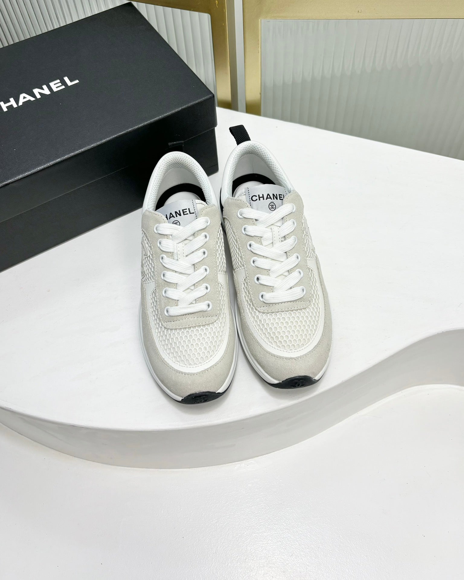 CHANEL SNEAKER IN GREY SUEDE AND WHITE BREATHABLE MESH