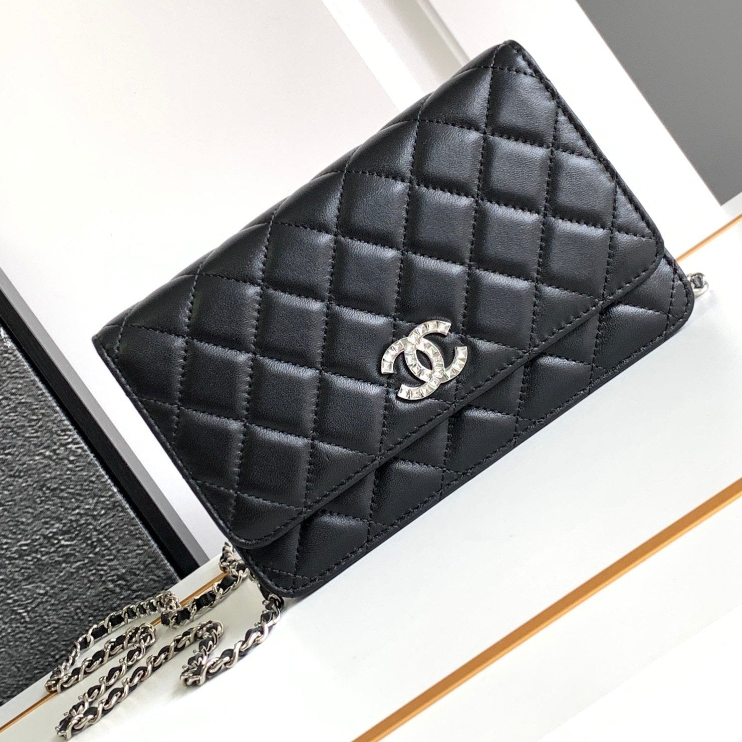 CHANEL WOC 19 BAG IN BLACK CALFSKIN WITH SILVER LOGO